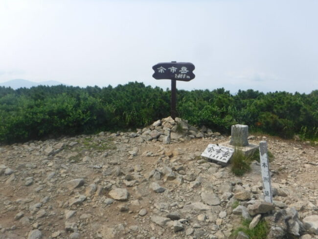 狩場山と余市岳