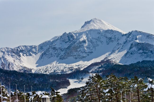 裏磐梯ﾚｲｸﾘｿﾞｰﾄ連泊で挑む厳冬の磐梯山と西吾妻山